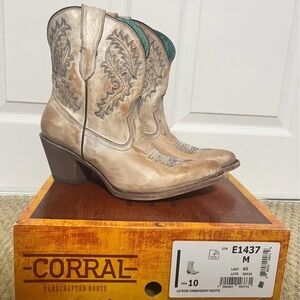 Corral Tan and Brown Embroidered Cowboy Boots